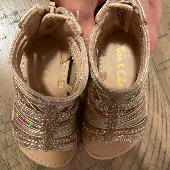 Gladiator Gold Metallic Baby/Toddler Sandals Size 5 - Picture 3 of 7